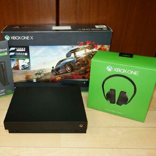 エックスボックス(Xbox)のXbox One x (家庭用ゲーム機本体)