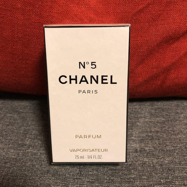 CHANEL(シャネル)のCHANEL N°5 新品未使用 コスメ/美容の香水(香水(女性用))の商品写真