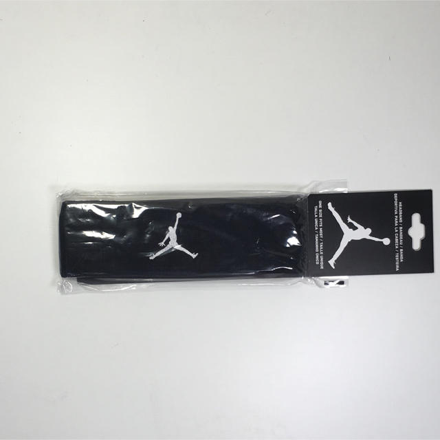 NIKE(ナイキ)の新品 Nike ジョーダン ジャンプマン ヘアバンド 黒 jordan 90s レディースのヘアアクセサリー(ヘアバンド)の商品写真
