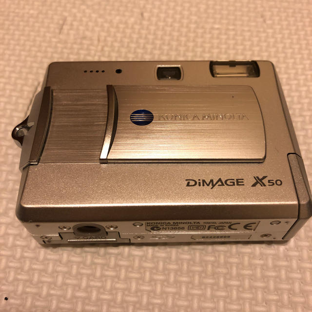 KONICA MINOLTA(コニカミノルタ)のデジカメ コニカミノルタ DiMAGE X50 スマホ/家電/カメラのカメラ(コンパクトデジタルカメラ)の商品写真