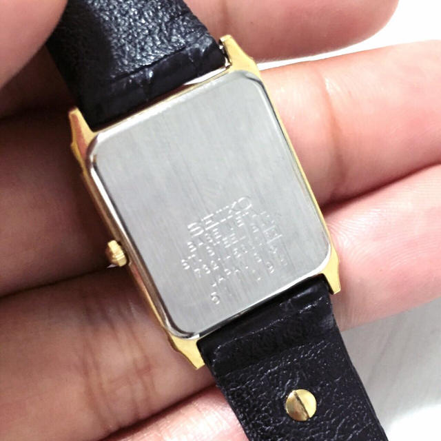 SEIKO(セイコー)のSEIKOスクエアレザーベルト腕時計 レディースのファッション小物(腕時計)の商品写真