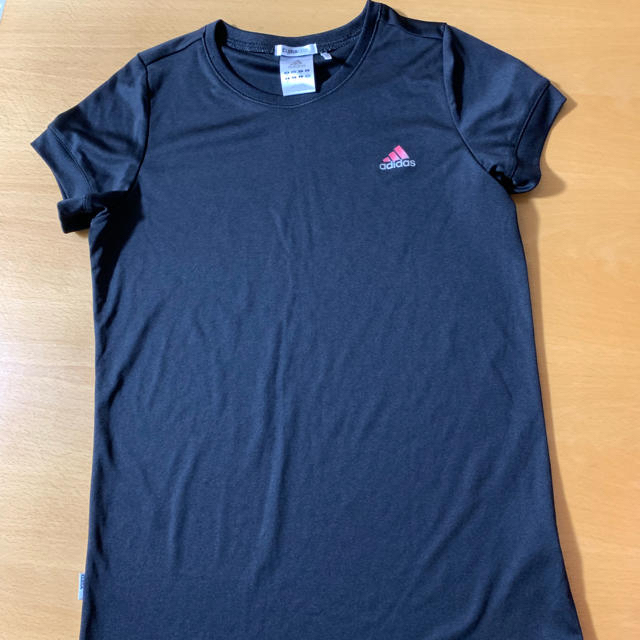 adidas(アディダス)のadidas   CLIMALITE   T シャツ   とパンツ レディースのトップス(Tシャツ(半袖/袖なし))の商品写真