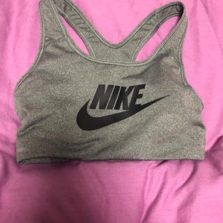 ナイキ(NIKE)の NIKE スポーツブラ  お値下げラストです(ブラ)