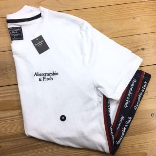 アバクロンビーアンドフィッチ(Abercrombie&Fitch)の新品【メンズXL】★アバクロ★テープロゴ！両サイドライン入り半袖Tシャツ/白(Tシャツ/カットソー(半袖/袖なし))