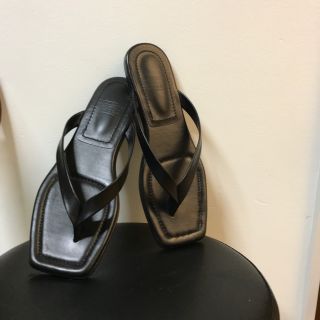 ロンハーマン(Ron Herman)の週末限定‼️MAISON EUREKA TONG FLAT SANDAL(サンダル)