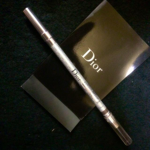 Dior(ディオール)のDior アイブロウ コスメ/美容のベースメイク/化粧品(アイブロウペンシル)の商品写真