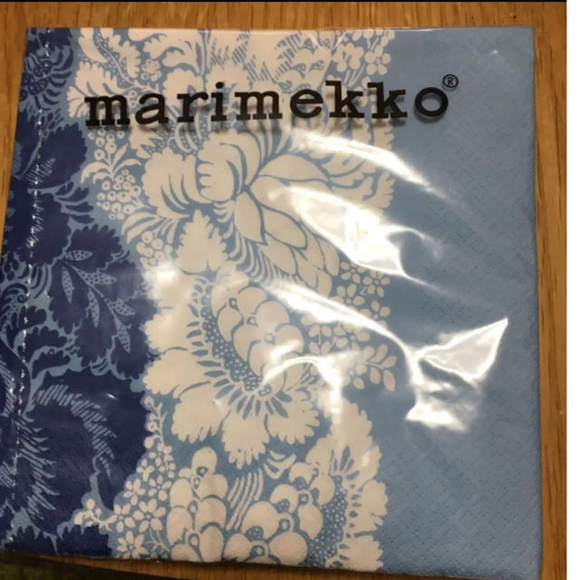 marimekko(マリメッコ)のマリメッコmarimekko ペーパーナプキン インテリア/住まい/日用品のキッチン/食器(テーブル用品)の商品写真