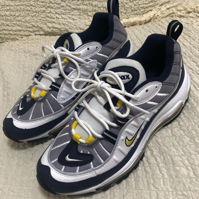 NIKE AIRMAX98 TOUR YELLOW 送料込 メンズの靴/シューズ(スニーカー)の商品写真