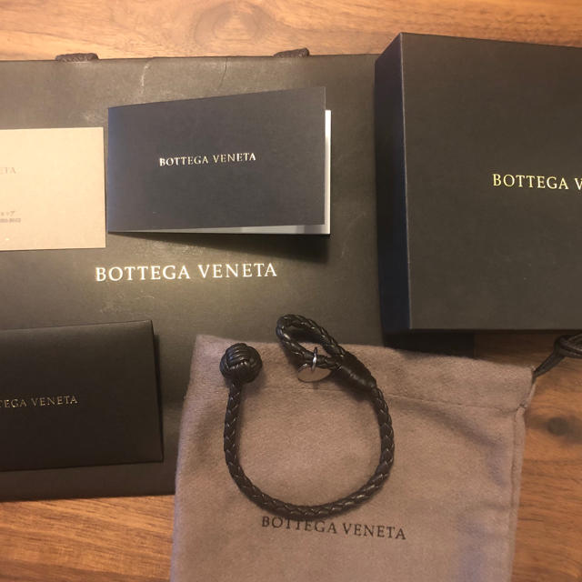 Bottega Veneta(ボッテガヴェネタ)のボッテガヴェネタ ブレスレット エスプレッソこげ茶色  Sサイズほぼ未使用  メンズのアクセサリー(ブレスレット)の商品写真