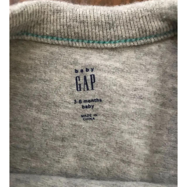 babyGAP(ベビーギャップ)のGAP ロンパース キッズ/ベビー/マタニティのベビー服(~85cm)(ロンパース)の商品写真