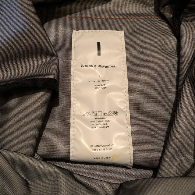 i(アイ)のI アイ エルビラ ノースフェイス C.E ヴェトモン フルビーケー ジエダ メンズのバッグ(ショルダーバッグ)の商品写真
