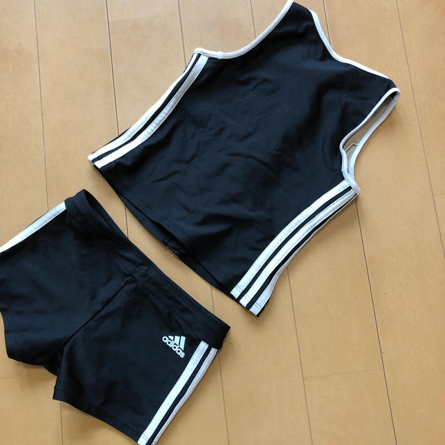 adidas(アディダス)のくおーれ様専用 キッズ/ベビー/マタニティのキッズ服女の子用(90cm~)(水着)の商品写真