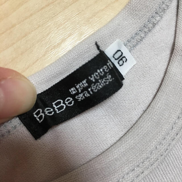 BeBe(ベベ)のBEBE Tシャツ 90センチ キッズ/ベビー/マタニティのキッズ服男の子用(90cm~)(Tシャツ/カットソー)の商品写真