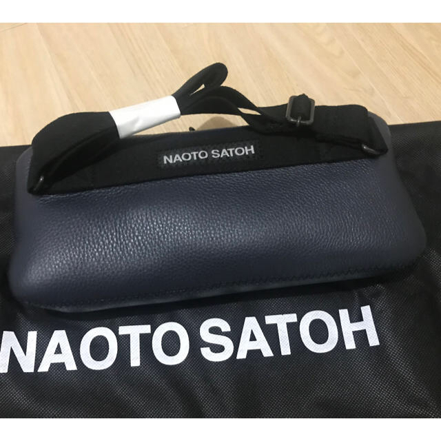 石原さとみさん使用 naoto satoh スクエアボディバッグ