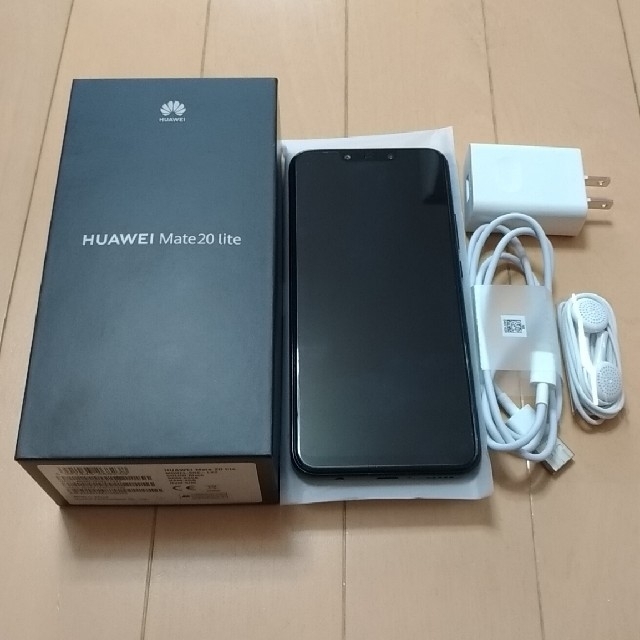 HUAWEI Mate 20 lite　カバー付