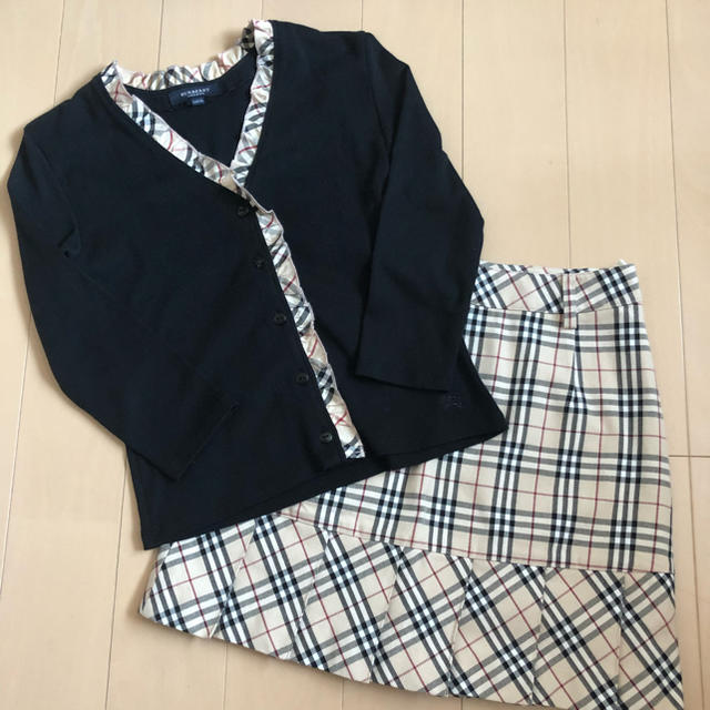 BURBERRY(バーバリー)のBURBERRY 140♡美品セット売り♡ キッズ/ベビー/マタニティのキッズ服男の子用(90cm~)(ジャケット/上着)の商品写真