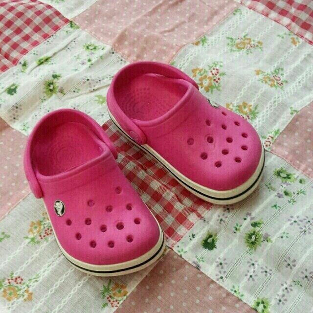 crocs(クロックス)の13㎝　クロックス キッズ/ベビー/マタニティのベビー靴/シューズ(~14cm)(サンダル)の商品写真