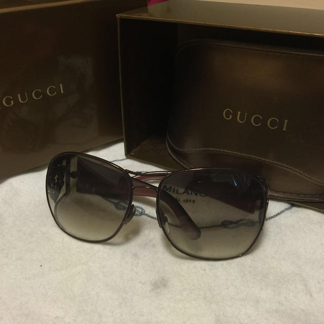 Gucci(グッチ)のGUCCI サングラス レディースのファッション小物(サングラス/メガネ)の商品写真