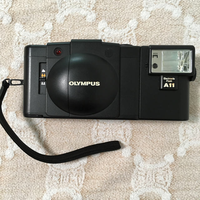 OLYMPUS フィルムカメラ XA2 ブラック 【☆超目玉】 4200円引き