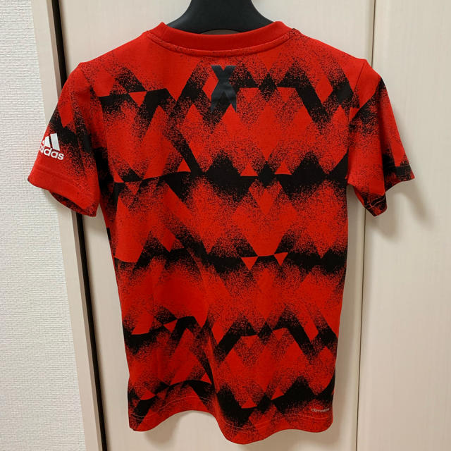 adidas(アディダス)のadidas  Tシャツ ジュニア 半袖 キッズ/ベビー/マタニティのキッズ服男の子用(90cm~)(Tシャツ/カットソー)の商品写真