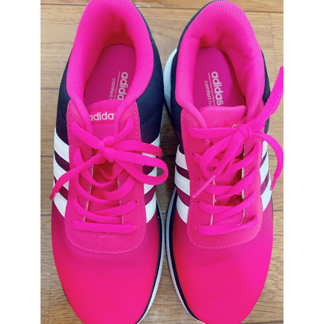 adidas(アディダス)のadidas❥ ❥ ❥ レディースの靴/シューズ(スニーカー)の商品写真