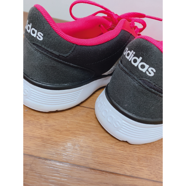 adidas(アディダス)のadidas❥ ❥ ❥ レディースの靴/シューズ(スニーカー)の商品写真