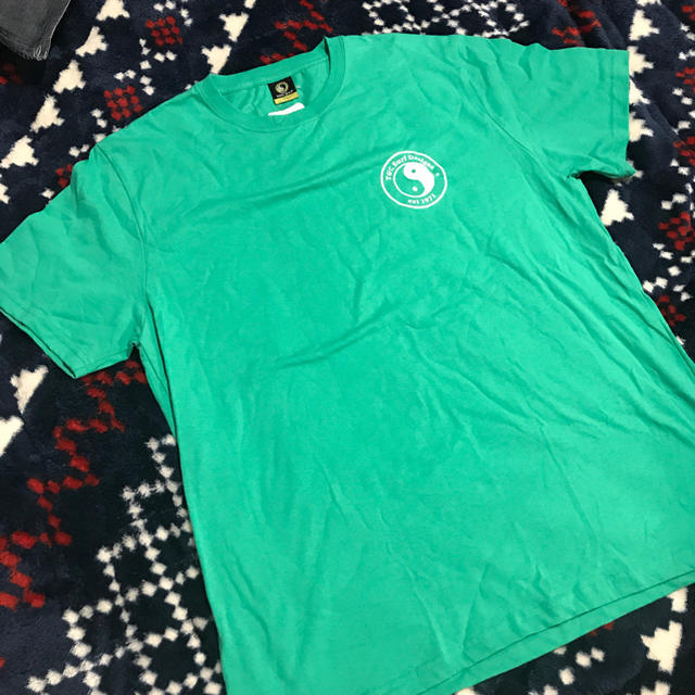 Town & Country(タウンアンドカントリー)の新品✩T＆C Surf Designs✩Tシャツ✩LL メンズのトップス(Tシャツ/カットソー(半袖/袖なし))の商品写真