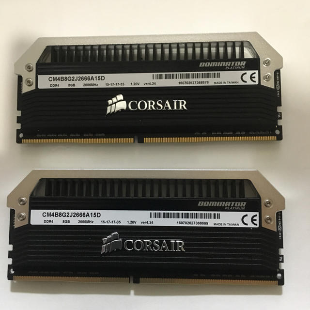 CORSAIR DDR4 8GB 二枚セット