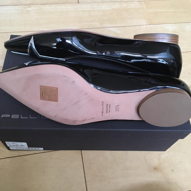 PELLICO(ペリーコ)のペリーコ 新品 スターフラットシューズ 黒 レディースの靴/シューズ(ハイヒール/パンプス)の商品写真
