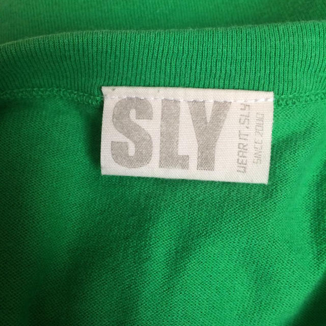 SLY(スライ)のSLY Tシャツ♡ レディースのトップス(Tシャツ(半袖/袖なし))の商品写真