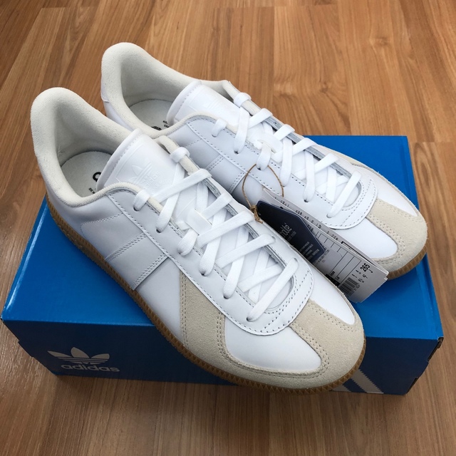 タグ付き新品　adidas BW ARMY スニーカー