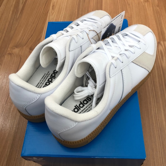 タグ付き新品　adidas BW ARMY スニーカー