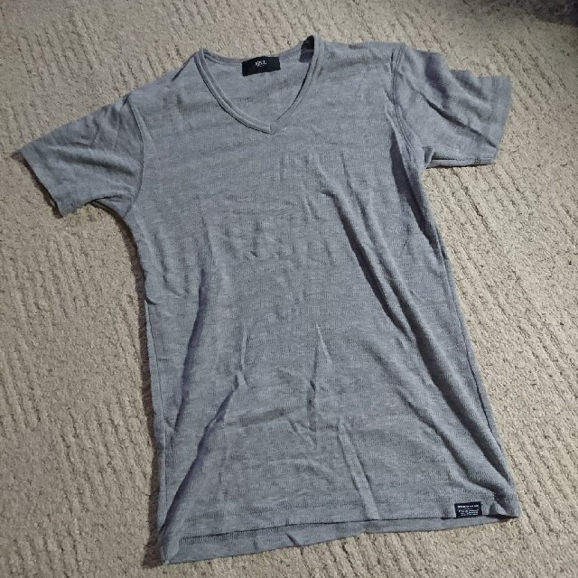 AZUL by moussy(アズールバイマウジー)のアズールバイマウジー Tシャツ メンズ メンズのトップス(Tシャツ/カットソー(半袖/袖なし))の商品写真