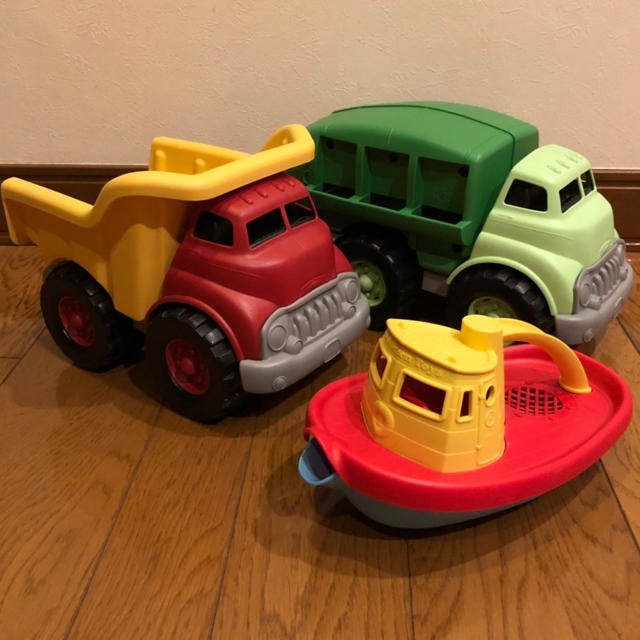 Green Toysダンプトラック