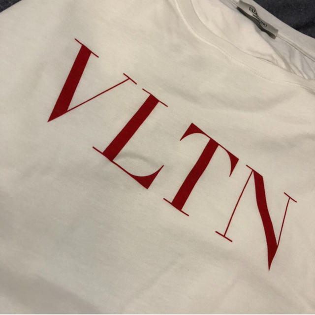 VALENTINO(ヴァレンティノ)の本日のみseleヴァレンティノ Tシャツ メンズのトップス(Tシャツ/カットソー(半袖/袖なし))の商品写真