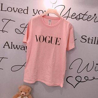 スナイデル(SNIDEL)の【即納】PINK VOGUE Tシャツ(Tシャツ(半袖/袖なし))