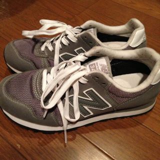 ニューバランス(New Balance)の送込ニューバランススニーカーグレー(スニーカー)