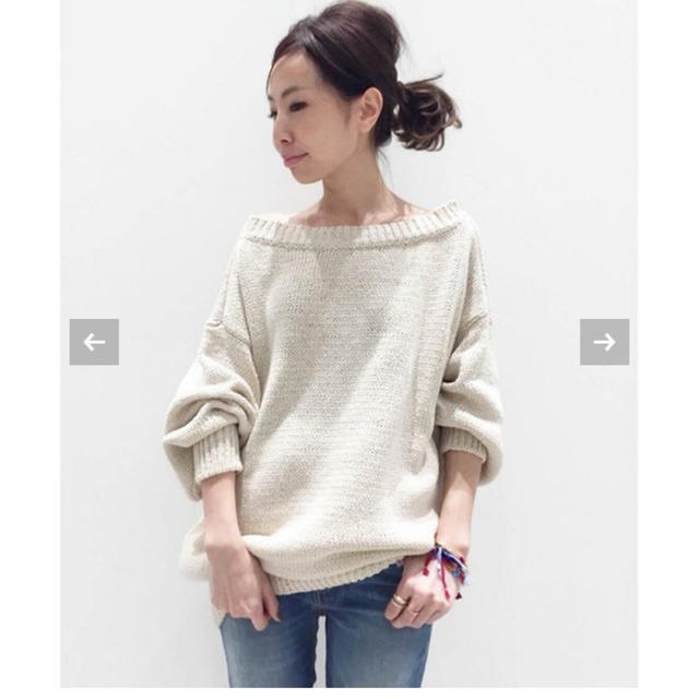 L'Appartement DEUXIEME CLASSE(アパルトモンドゥーズィエムクラス)のTWINS OF FLORENCE Back Vネック KNIT レディースのトップス(ニット/セーター)の商品写真