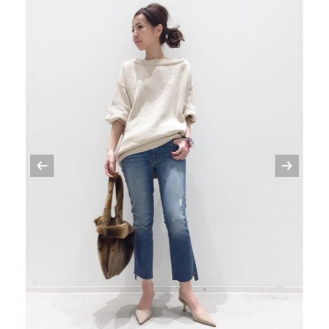 L'Appartement DEUXIEME CLASSE(アパルトモンドゥーズィエムクラス)のTWINS OF FLORENCE Back Vネック KNIT レディースのトップス(ニット/セーター)の商品写真