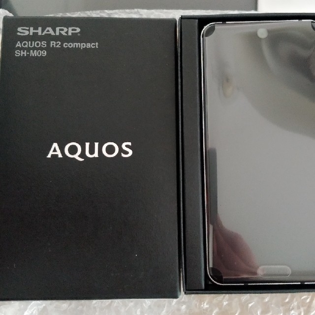 【新品・未開封】AQUOS R2 compact ブラックSHARPシャープ色