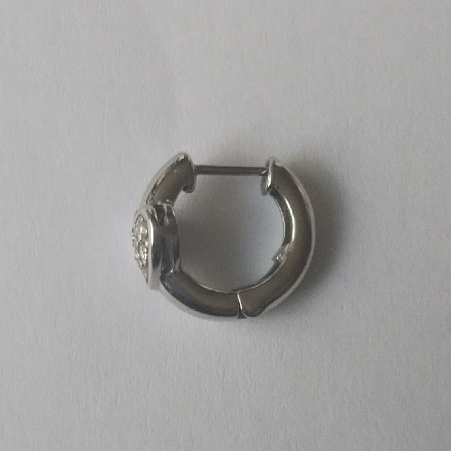 ハートシェイプダイヤモンド 片耳用ピアス Pt900 0.088c Dカラー-
