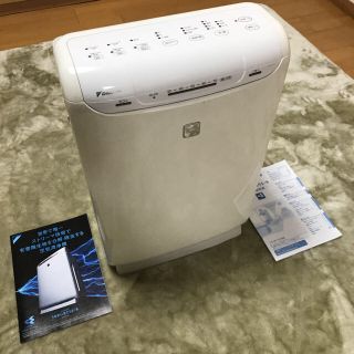 ダイキン(DAIKIN)のダイキン 加湿空気清浄機 MCK65K-W(空気清浄器)