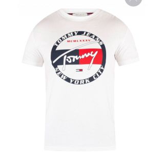 トミー(TOMMY)のtommy Tシャツ(Tシャツ/カットソー(半袖/袖なし))