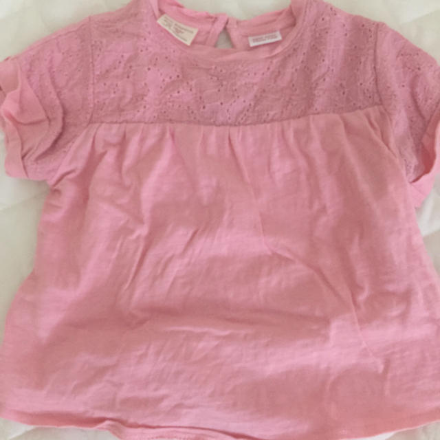 ZARA(ザラ)の【Zara BebyGirl】カットソー92cm キッズ/ベビー/マタニティのキッズ服女の子用(90cm~)(Tシャツ/カットソー)の商品写真