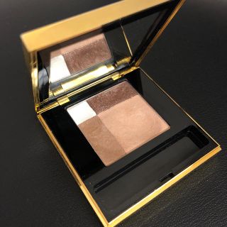 イヴサンローランボーテ(Yves Saint Laurent Beaute)のイヴ・サンローラン アイシャドー オンブル クワドラ ルミエール No.4(アイシャドウ)