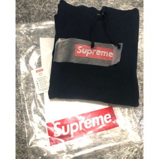 シュプリーム(Supreme)の令和記念Supreme×スワロbox logoパーカーネイビーL ボックスロゴ(パーカー)