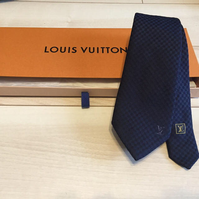 LOUIS VUITTON - ネクタイ ルイヴィトン 人気ダミエ ネイビーの通販 by オトモサン's shop｜ルイヴィトンならラクマ