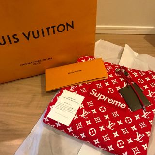 ルイヴィトン(LOUIS VUITTON)のLuis vuitton supreme BOXロゴパーカー(パーカー)