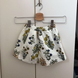 プティマイン(petit main)のれーまま様専用        プティマイン 花柄ショートパンツ(パンツ/スパッツ)