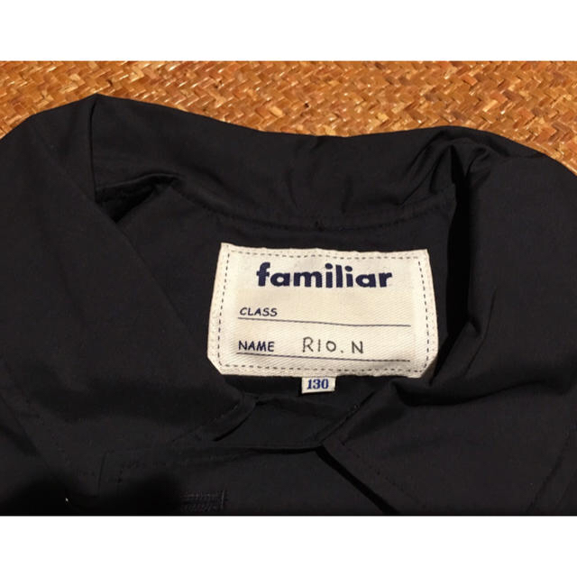 familiar(ファミリア)の【mt様専用】familiar  レインコート  袋付き 130 紺  キッズ/ベビー/マタニティのこども用ファッション小物(レインコート)の商品写真